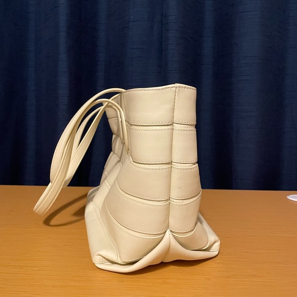 KHAITE Florence Stripe Leather Tote - Picture 5 of 15